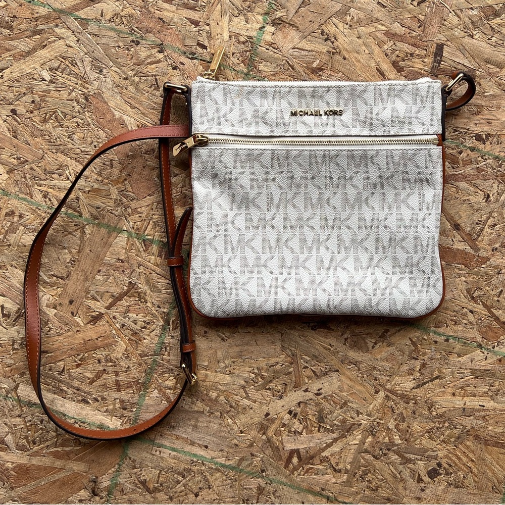 Michael Kors crossbody purse
